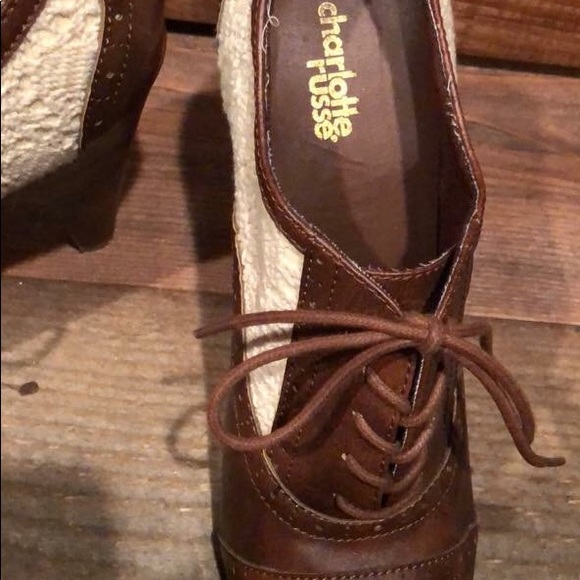 Heels - Picture 2 of 2